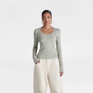 NWT KBB by KAHLANA Women's 'The Long Sleeve Harness Ribbed Top'
-Sage Green -M